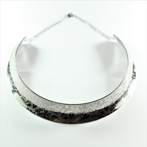 Stainless Steel Floral Collier